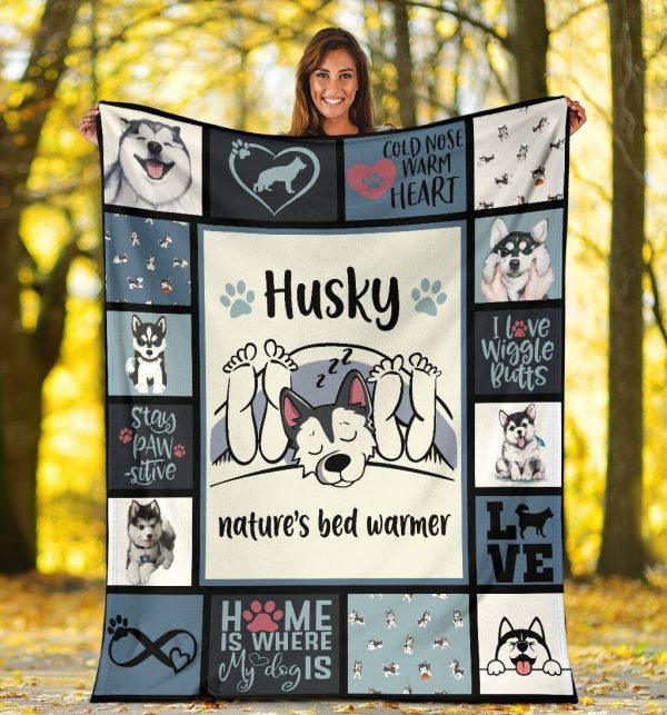 Siberian Husky Nature's Bed Warmer Funny Gift Dogs Lover Fleece Blanke