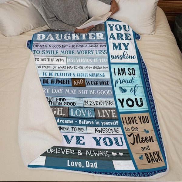 I Love You To The Moon And Back Dad Gift For Daughter Fleece Blanket - Image 4